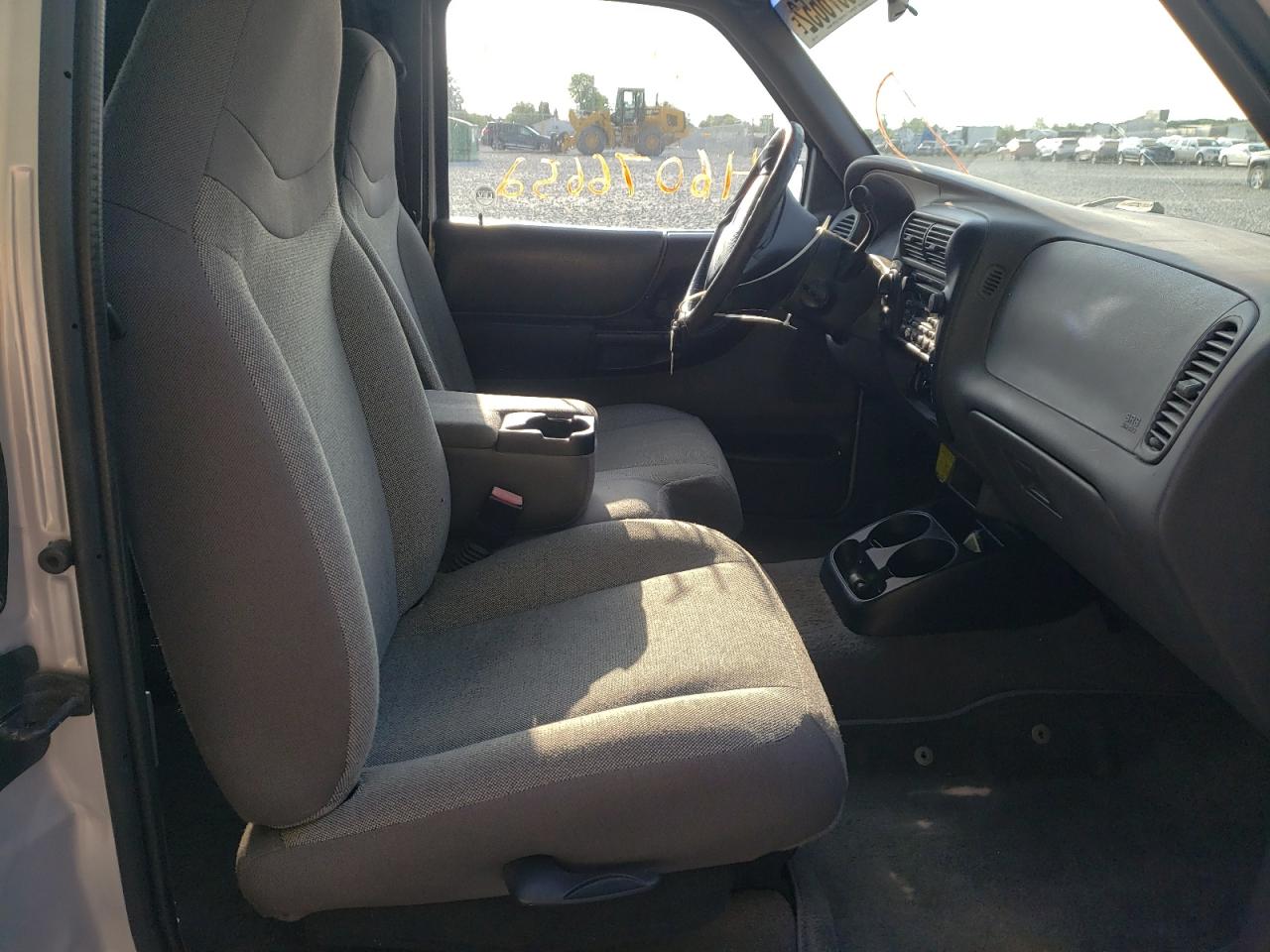 Photo 18 from auction – 2002 FORD RANGER SUP with VIN 1FTZR45E92TA18684