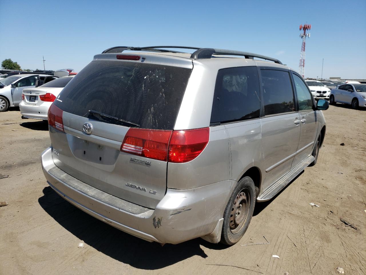 Photo 4 from auction – 2005 TOYOTA SIENNA CE with VIN 5TDZA23C45S302255