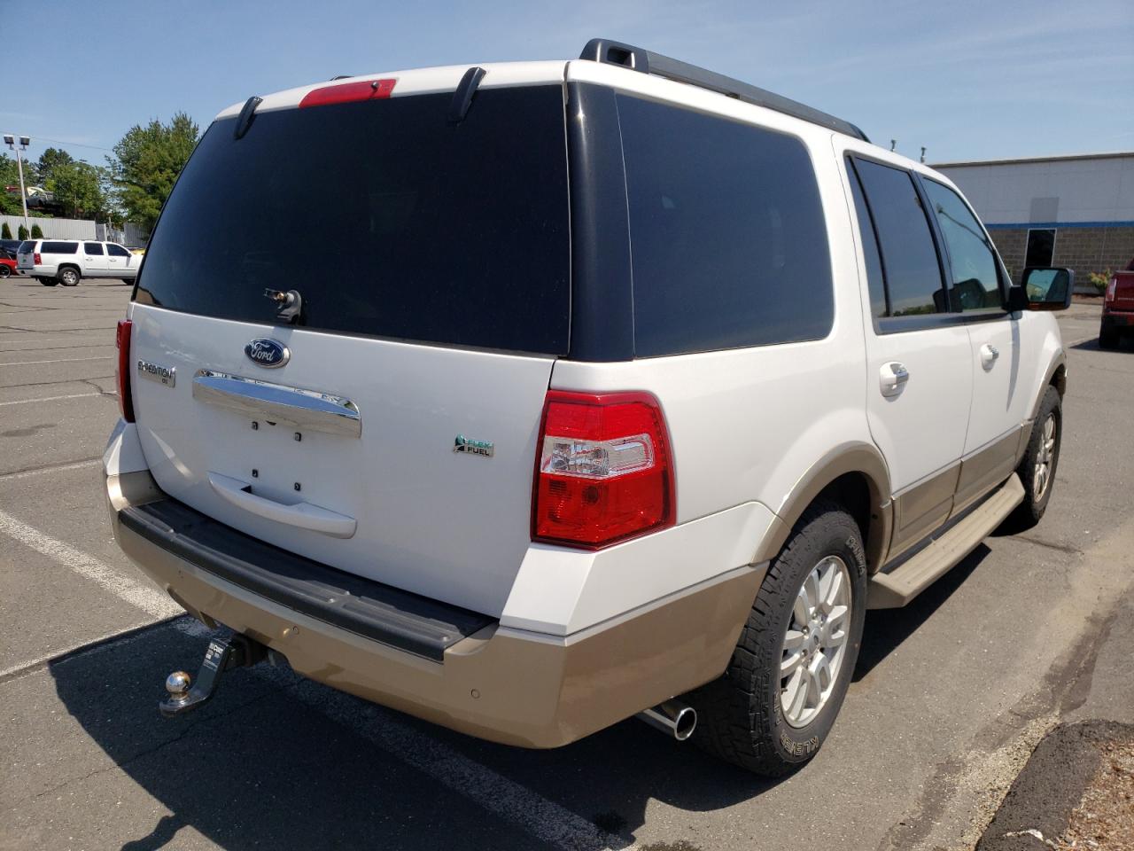 Photo 4 from auction – 2011 FORD EXPEDITION with VIN 1FMJU1J51BEF06267