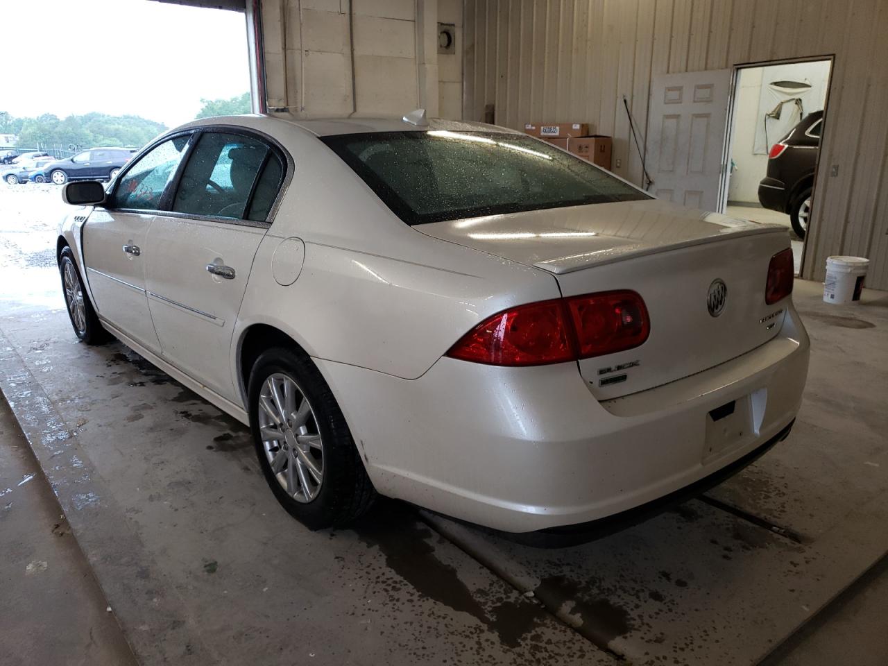 Photo 16 from auction – 2010 BUICK LUCERNE CX with VIN 1G4HC5EM0AU130367