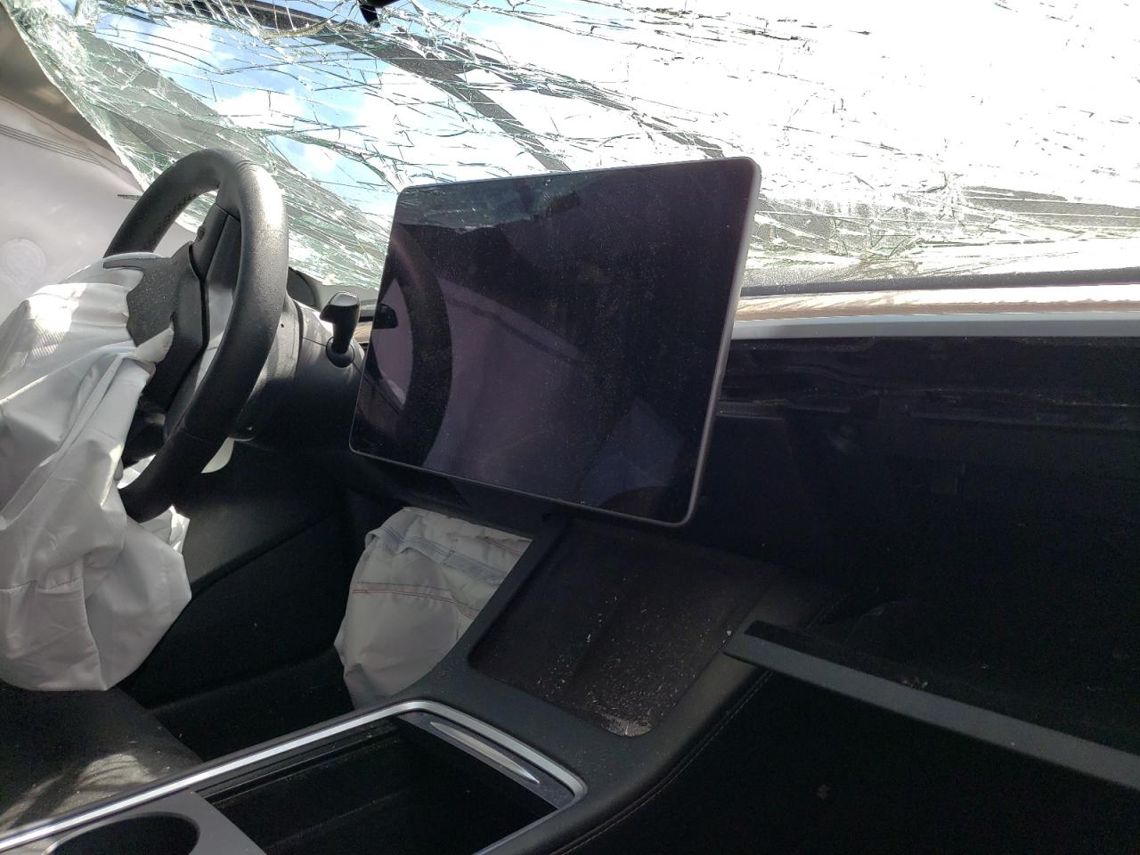 Photo 9 from auction – 2021 TESLA MODEL 3 with VIN 5YJ3E1EA4MF088290