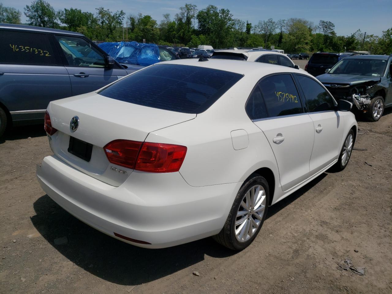 Photo 4 from auction – 2013 VOLKSWAGEN JETTA SEL with VIN 3VWLP7AJ9DM354852