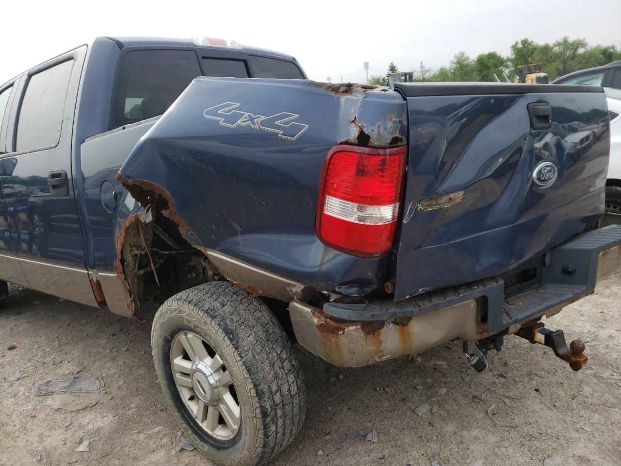 Photo 9 from auction – 2004 FORD F150 SUPER with VIN 1FTPW14504KC22220
