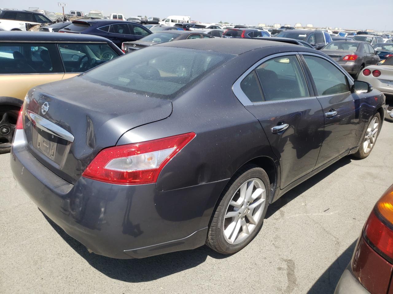 Photo 4 from auction – 2009 NISSAN MAXIMA S with VIN 1N4AA51E19C805662