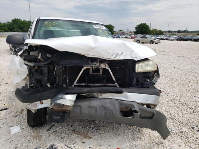 Photo 9 from auction – 2005 CHEVROLET SILVERADO with VIN 1GCEC19V45E274569