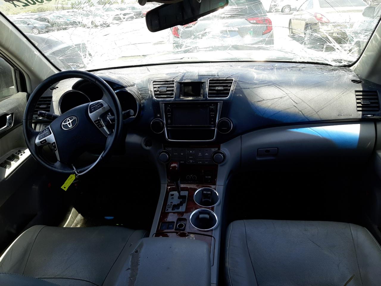 Photo 9 from auction – 2013 TOYOTA HIGHLANDER with VIN 5TDYK3EH5DS130579