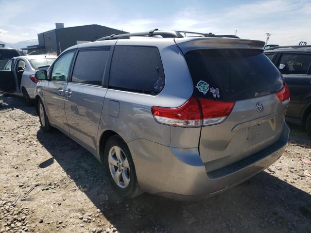 Photo 3 from auction – 2012 TOYOTA SIENNA LE with VIN 5TDKK3DC3CS246146