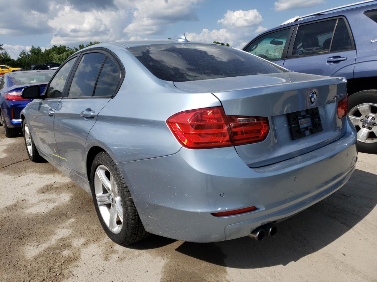 Photo 3 from auction – 2014 BMW 328 I with VIN WBA3A5C57EJ465128
