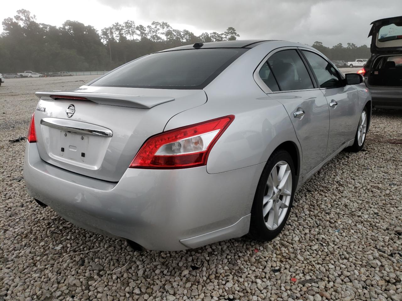 Photo 4 from auction – 2011 NISSAN MAXIMA S with VIN 1N4AA5AP2BC857700