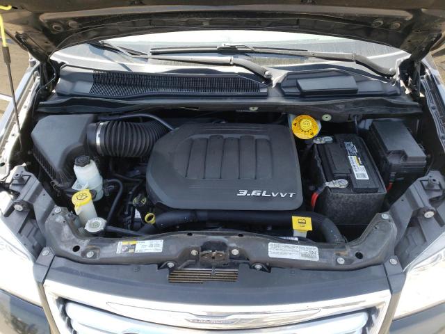 Photo 7 from auction – 2016 CHRYSLER TOWN & COU with VIN 2C4RC1BG8GR212899
