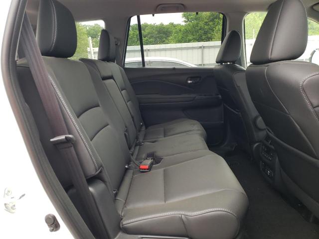 Photo 6 from auction – 2022 HONDA PILOT TOUR with VIN 5FNYF5H95NB004233