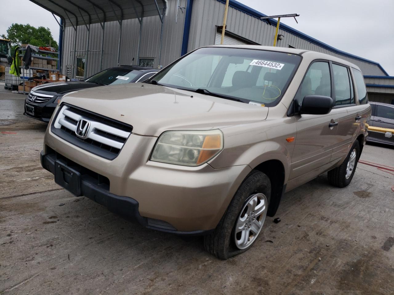 Photo 2 from auction – 2006 HONDA PILOT with VIN 5FNYF18106B029562