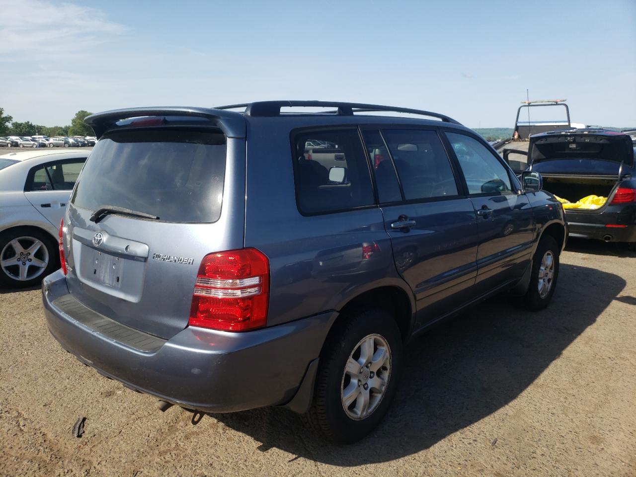 Photo 4 from auction – 2003 TOYOTA HIGHLANDER with VIN JTEHF21A130121575