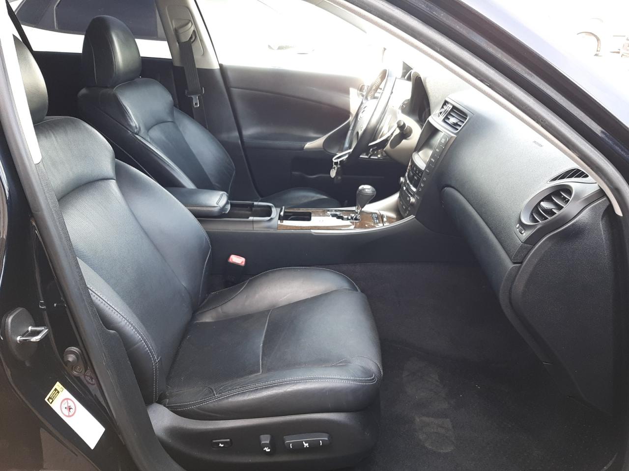 Photo 5 from auction – 2009 LEXUS IS 250 with VIN JTHBK262795102000