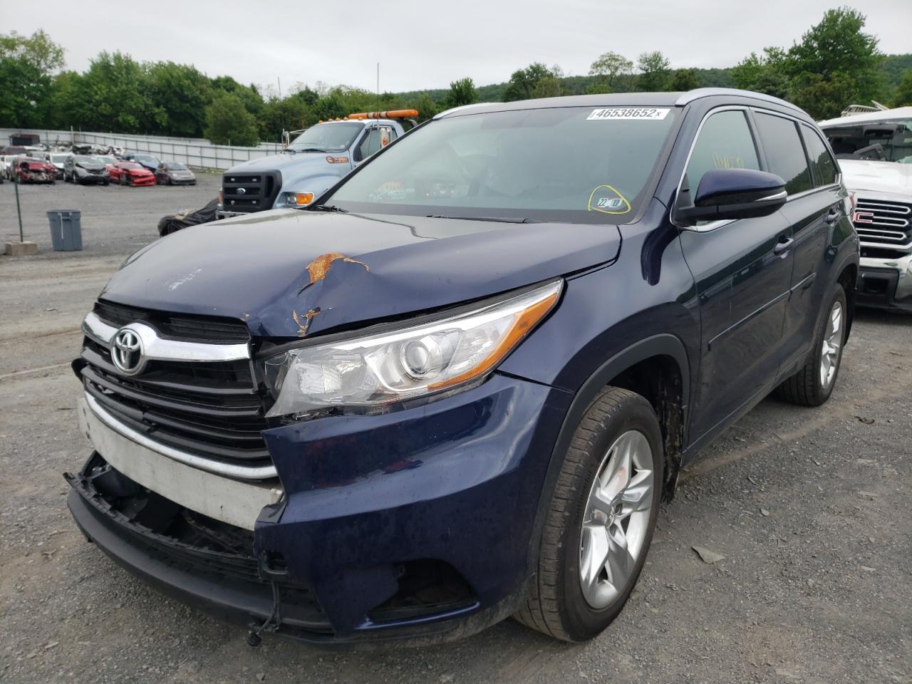 Photo 2 from auction – 2015 TOYOTA HIGHLANDER with VIN 5TDDKRFH8FS168858