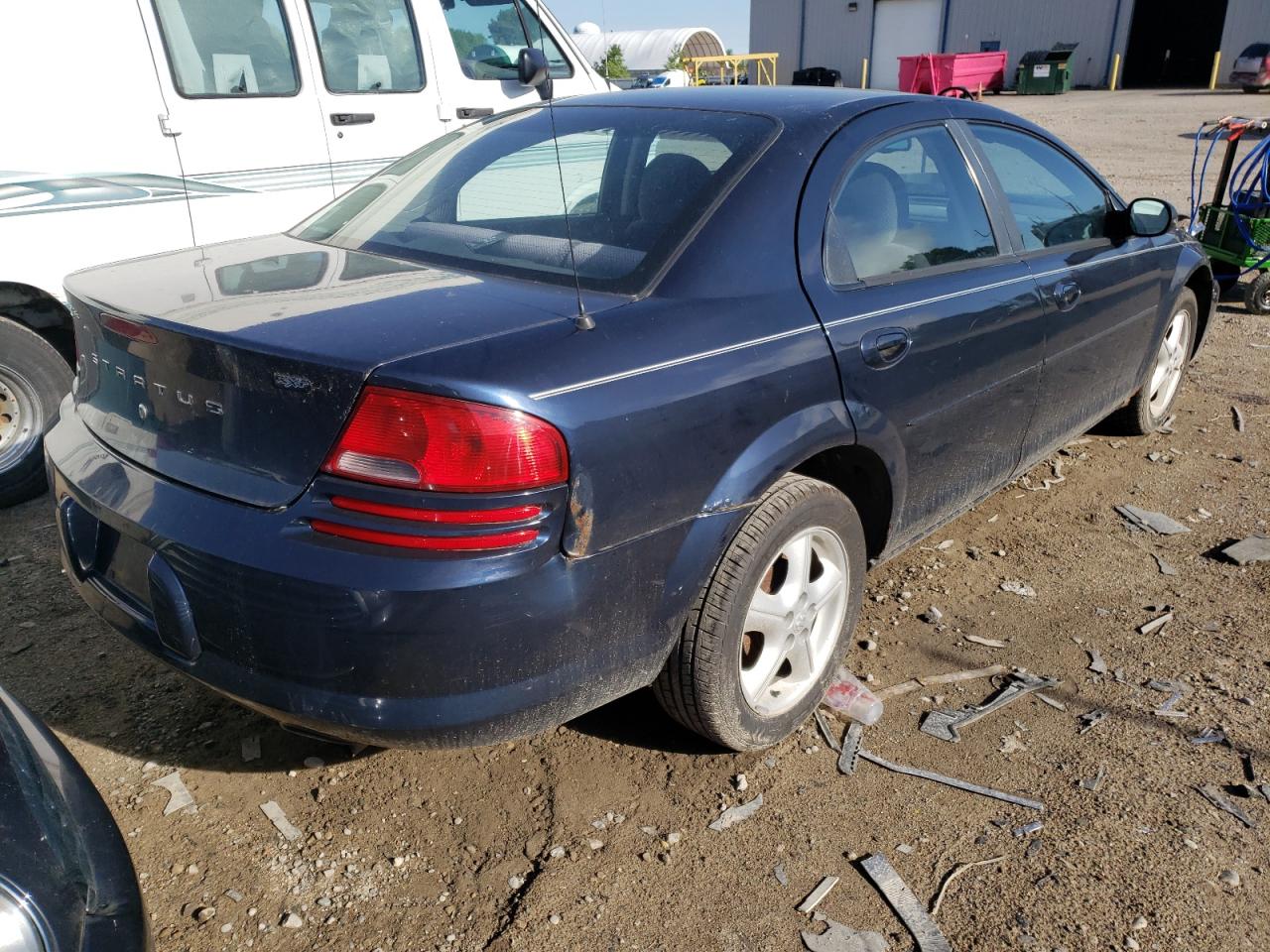 Photo 4 from auction – 2004 DODGE STRATUS SX with VIN 1B3AL46J54N413223