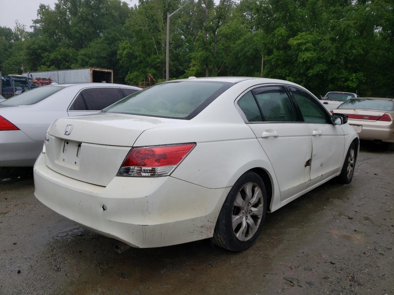 Photo 4 from auction – 2010 HONDA ACCORD EXL with VIN 1HGCP2F87AA075423
