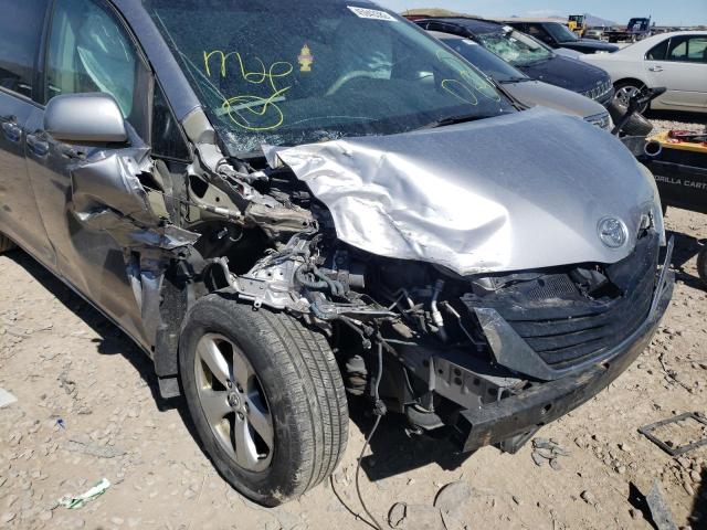 Photo 9 from auction – 2012 TOYOTA SIENNA LE with VIN 5TDKK3DC3CS246146