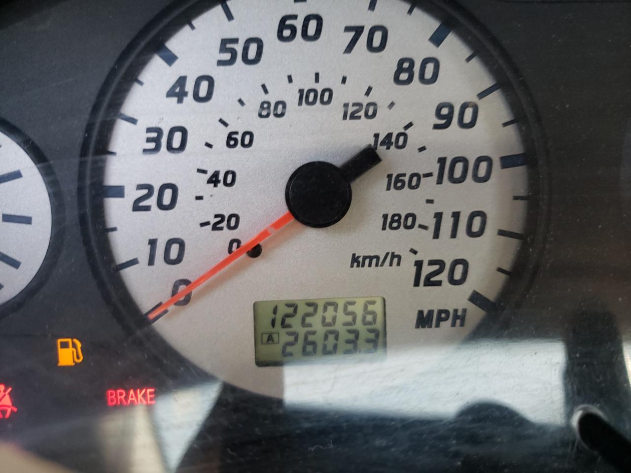 Photo 8 from auction – 2002 NISSAN PATHFINDER with VIN JN8DR09YX2W736304