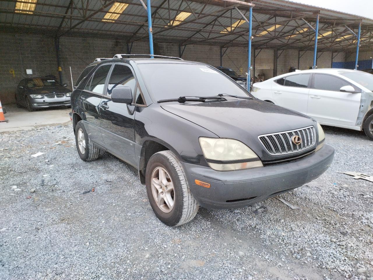 LEXUS RX 300 2001 with VIN JTJGF10U010114133 - Photo from auction