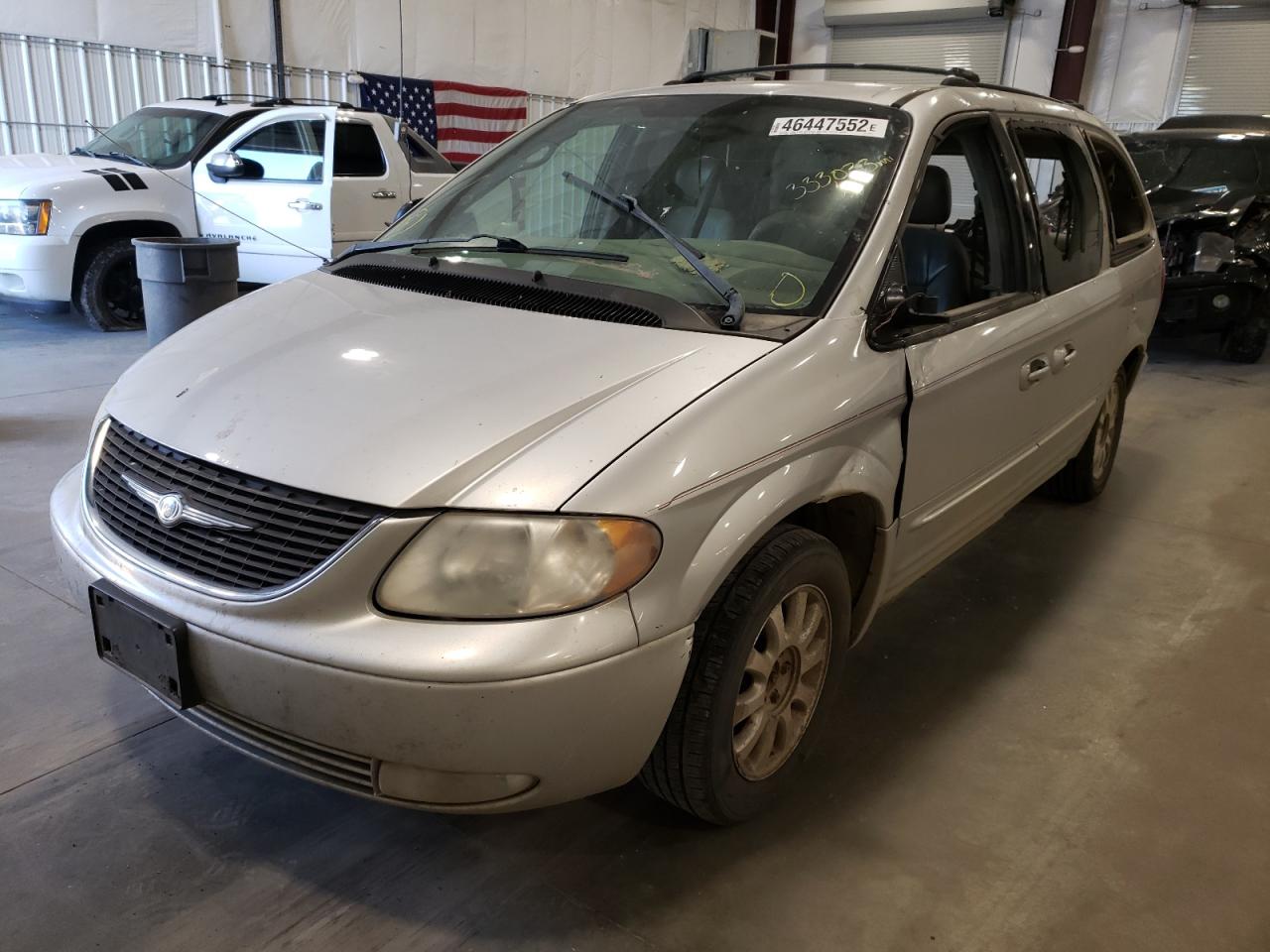Photo 2 from auction – 2003 CHRYSLER TOWN & COU with VIN 2C4GP54L63R192515