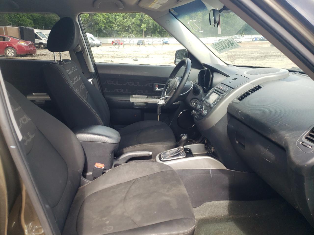 Photo 19 from auction – 2012 KIA SOUL + with VIN KNDJT2A6XC7398422