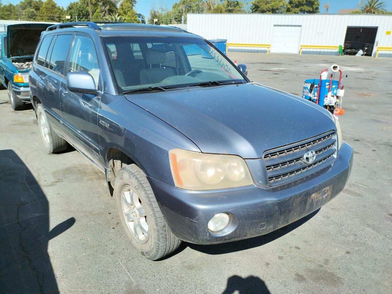 TOYOTA HIGHLANDER 2003 with VIN JTEHF21A830119449 - Photo from auction
