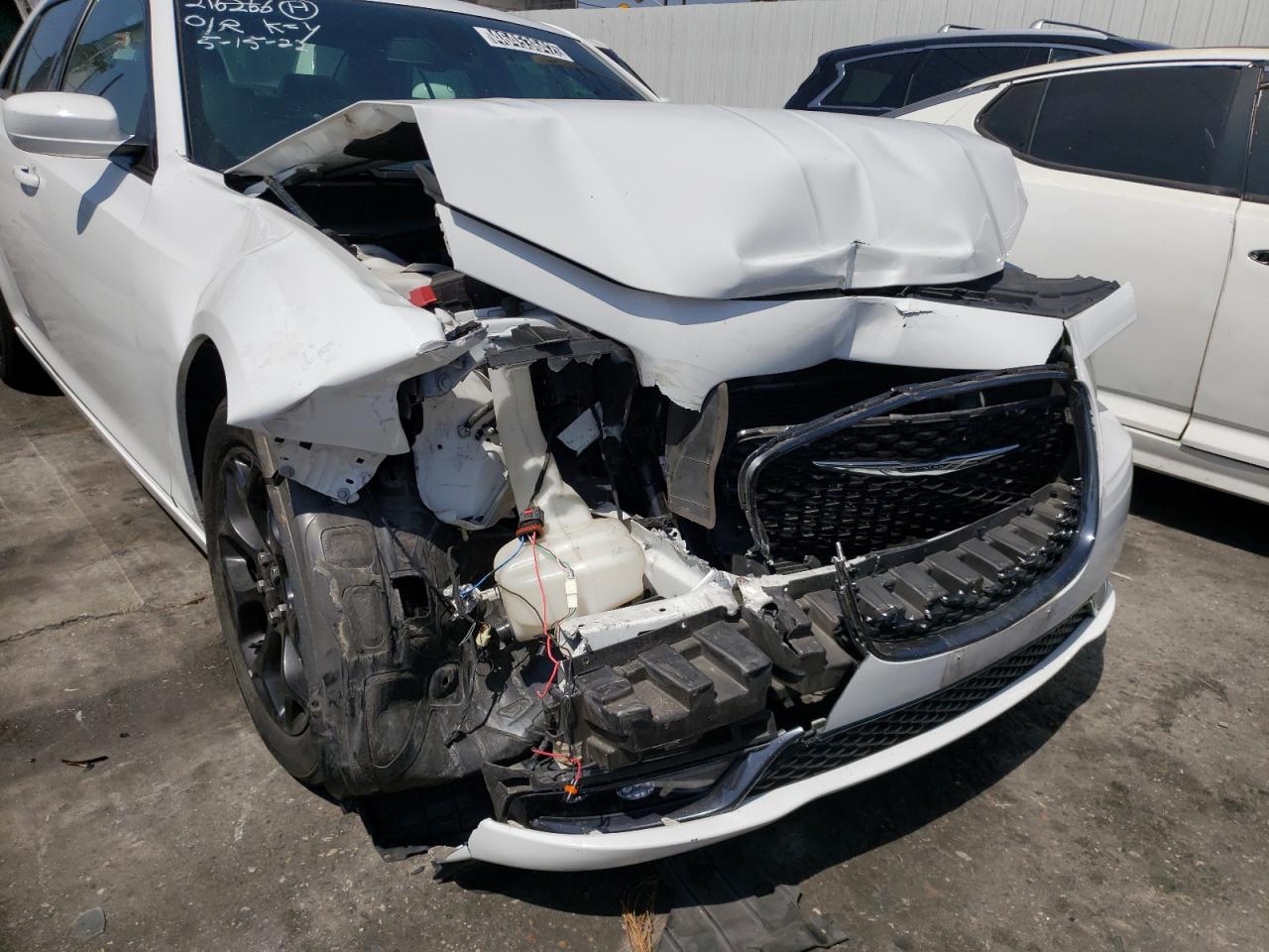 Photo 9 from auction – 2020 CHRYSLER 300 S with VIN 2C3CCAGG7LH154769