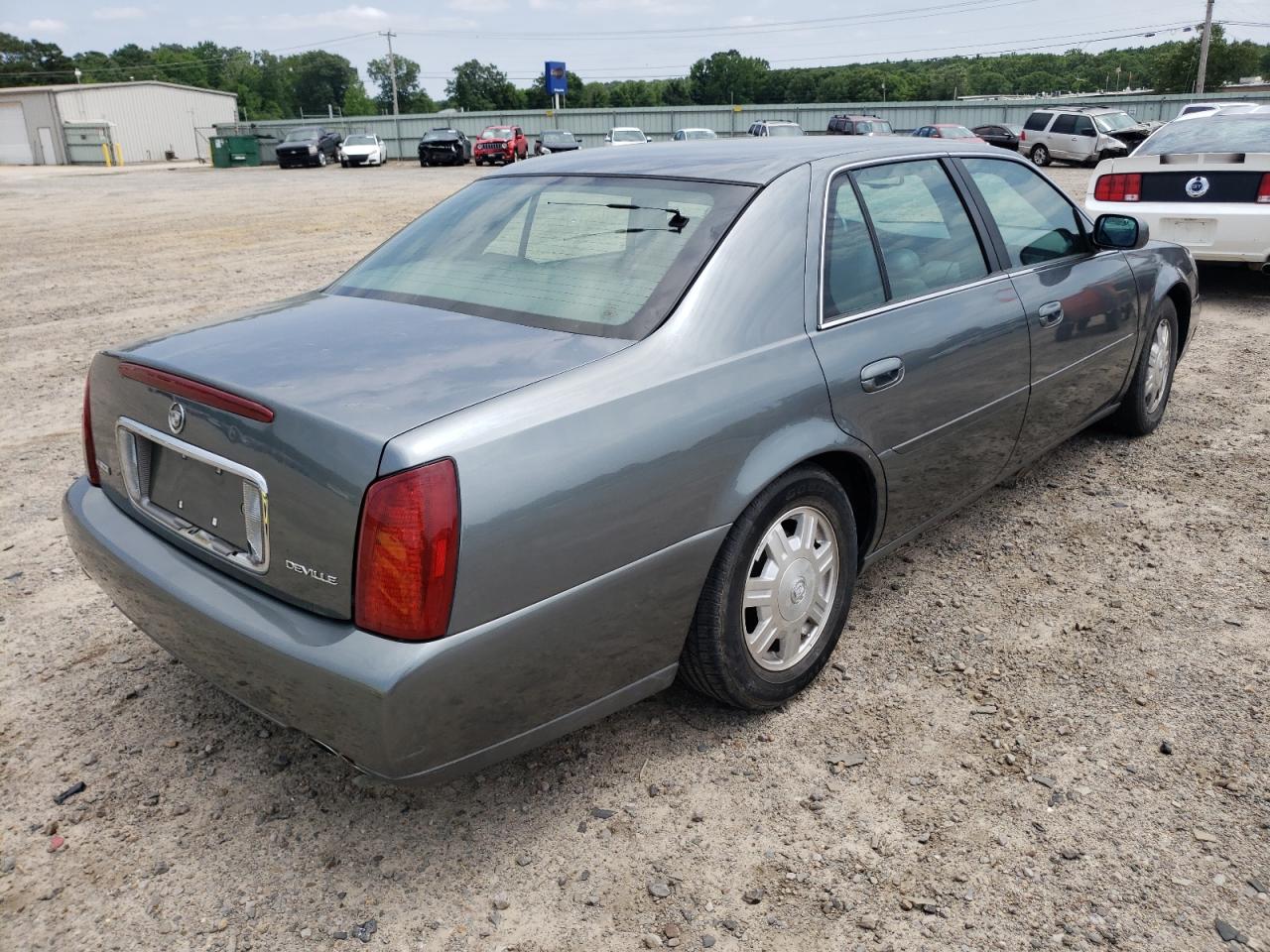 Photo 4 from auction – 2004 CADILLAC DEVILLE with VIN 1G6KD54Y64U114273