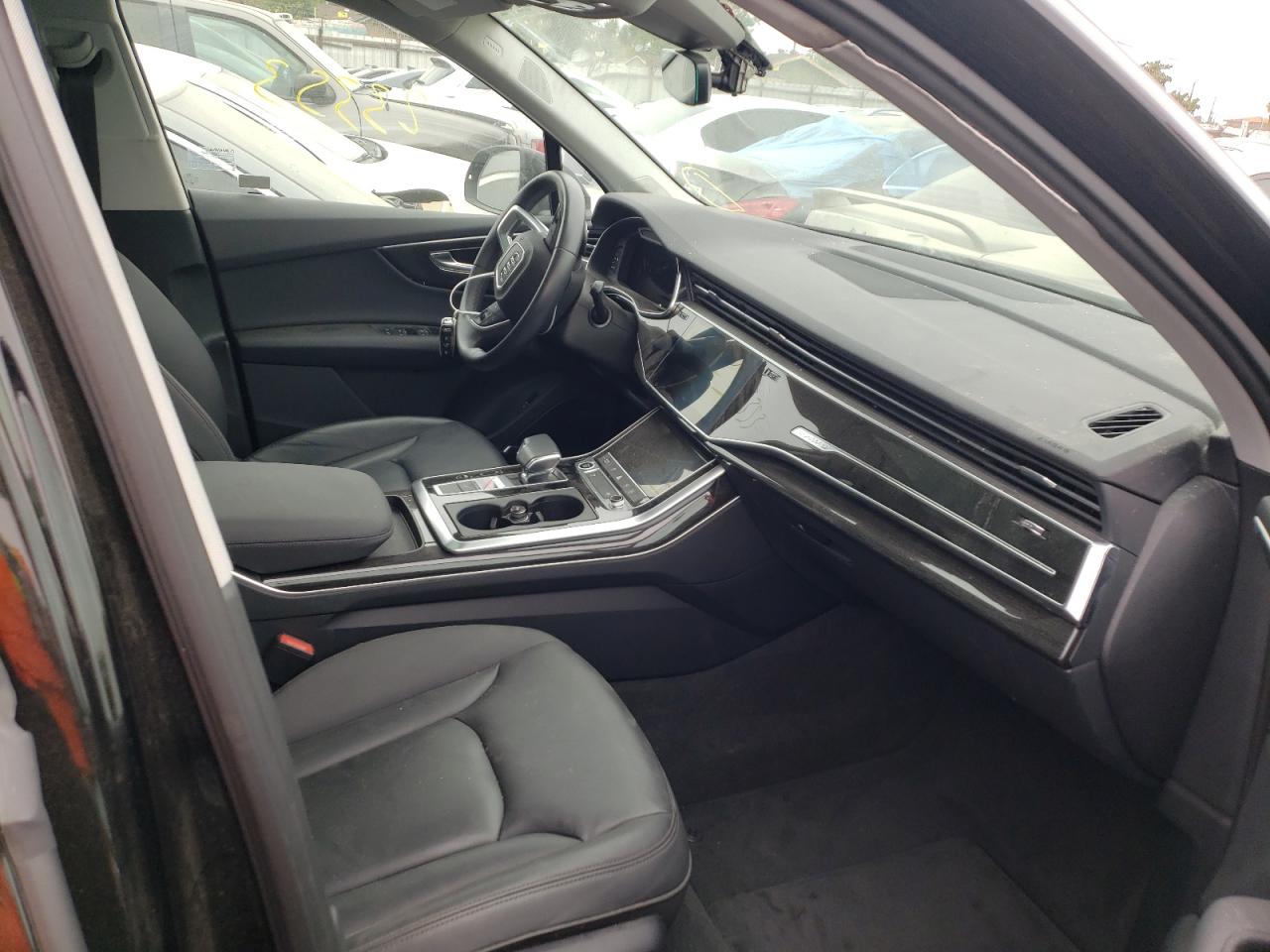 Photo 5 from auction – 2021 AUDI Q7 PREMIUM with VIN WA1LXAF7XMD020641