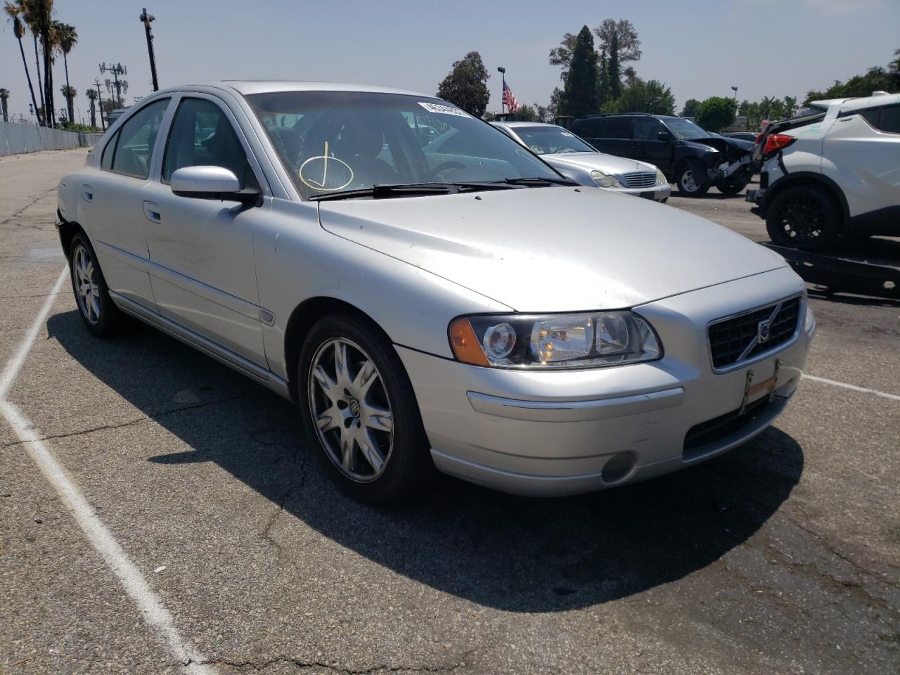 Photo 1 from auction – 2005 VOLVO S60 2.5T with VIN YV1RS592252425230
