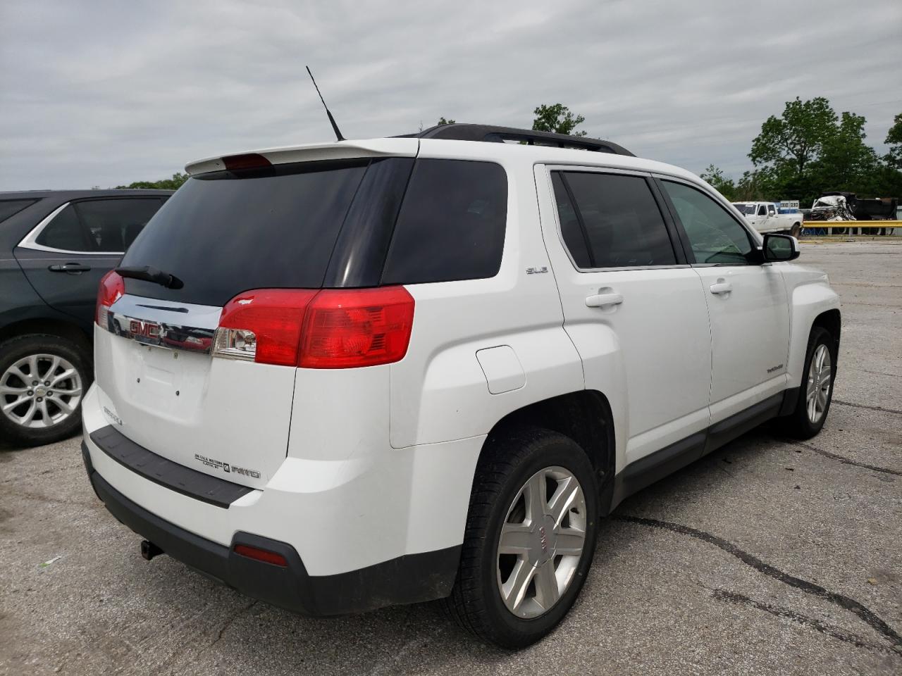 Photo 4 from auction – 2011 GMC TERRAIN SL with VIN 2CTFLTEC4B6466146