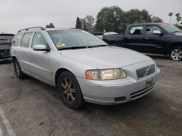 VOLVO V70 2005 with VIN YV1SW612352507488 - Photo from auction
