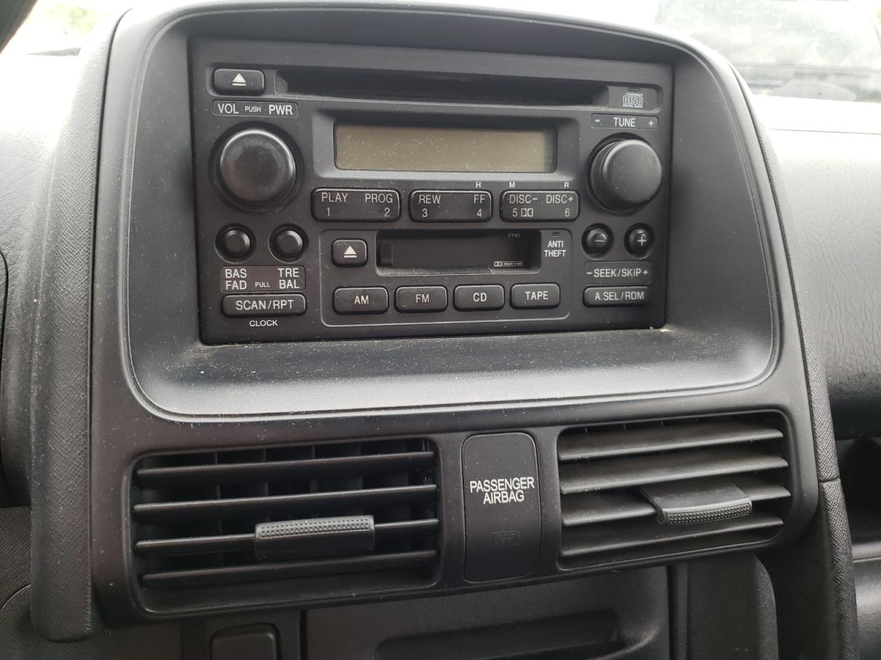 Photo 9 from auction – 2005 HONDA CR-V LX with VIN JHLRD78585C004262