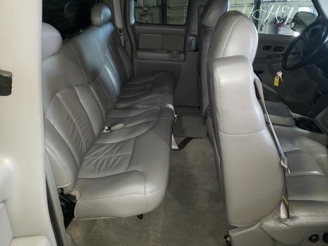 Photo 6 from auction – 2001 CHEVROLET SILVERADO with VIN 1GCEK19T21E102066