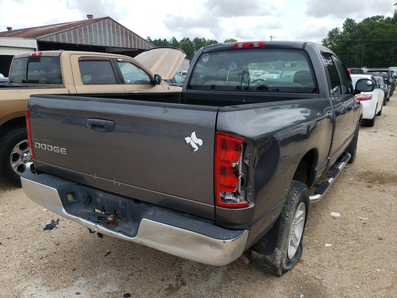 Photo 4 from auction – 2004 DODGE RAM 1500 S with VIN 1D7HA18D54J215702