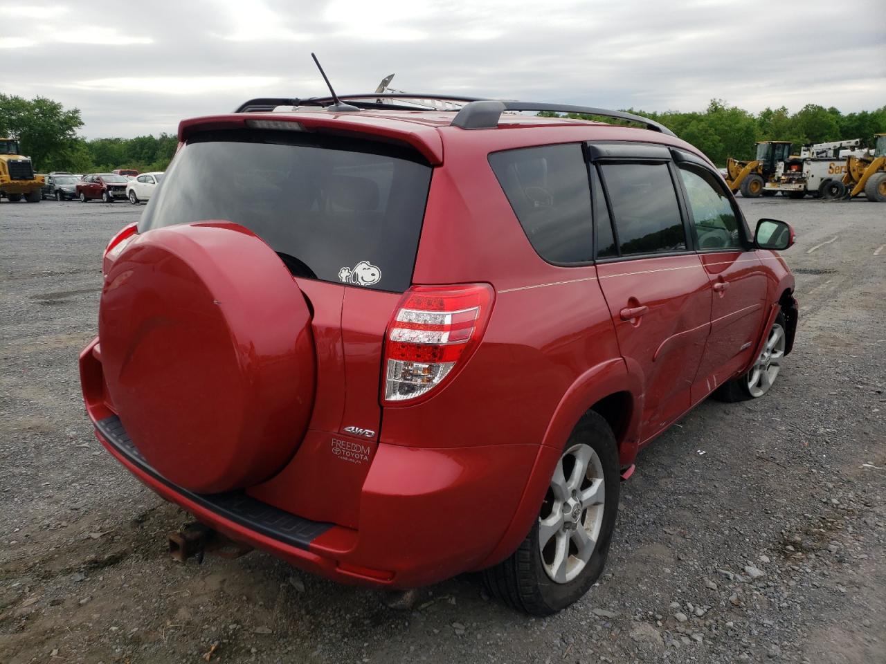 Photo 4 from auction – 2011 TOYOTA RAV4 LIMIT with VIN 2T3DF4DV7BW114590
