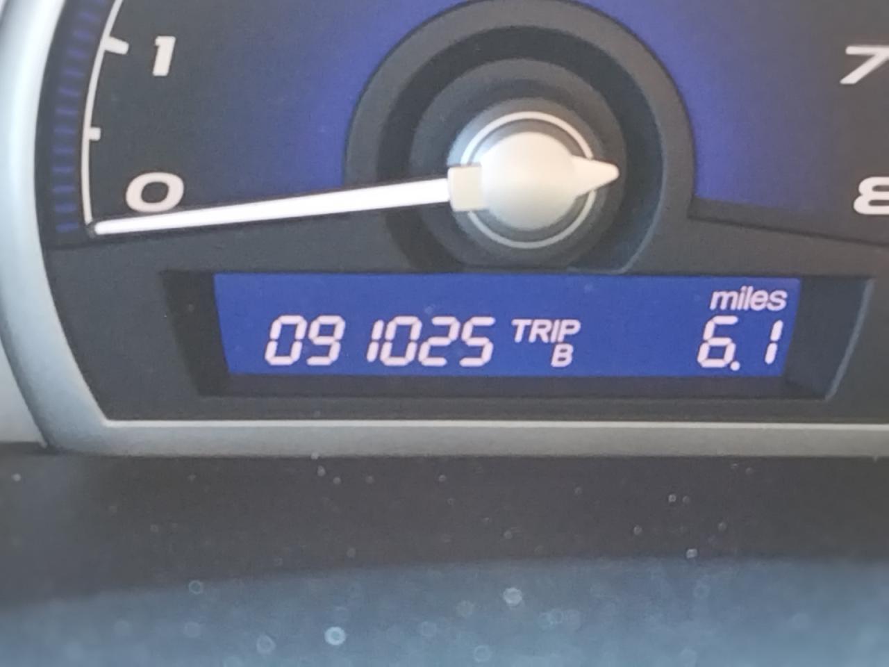 صورة رقم 8 من المزاد - 2011 HONDA CIVIC LX مع VIN 19XFA1F53BE030202