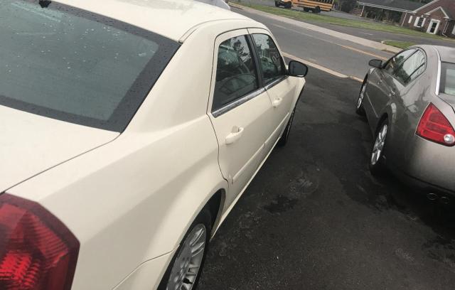 Photo 3 from auction – 2005 CHRYSLER 300 with VIN 2C3JA43R95H168729