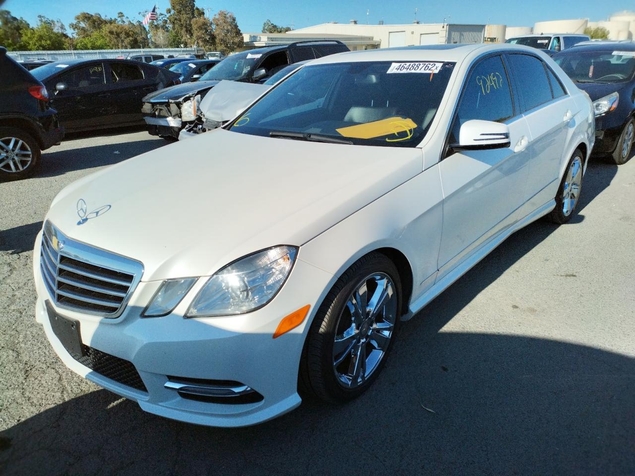 Photo 2 from auction – 2013 MERCEDES-BENZ E 350 with VIN WDDHF5KB1DA704842