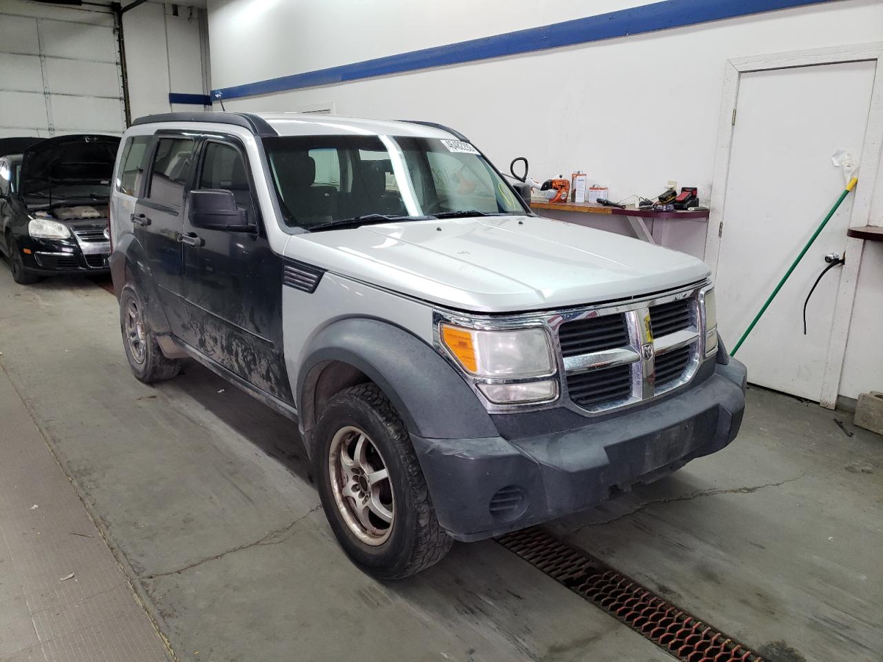 DODGE NITRO SXT 2008 with VIN 1D8GU28K98W252635 - Photo from auction