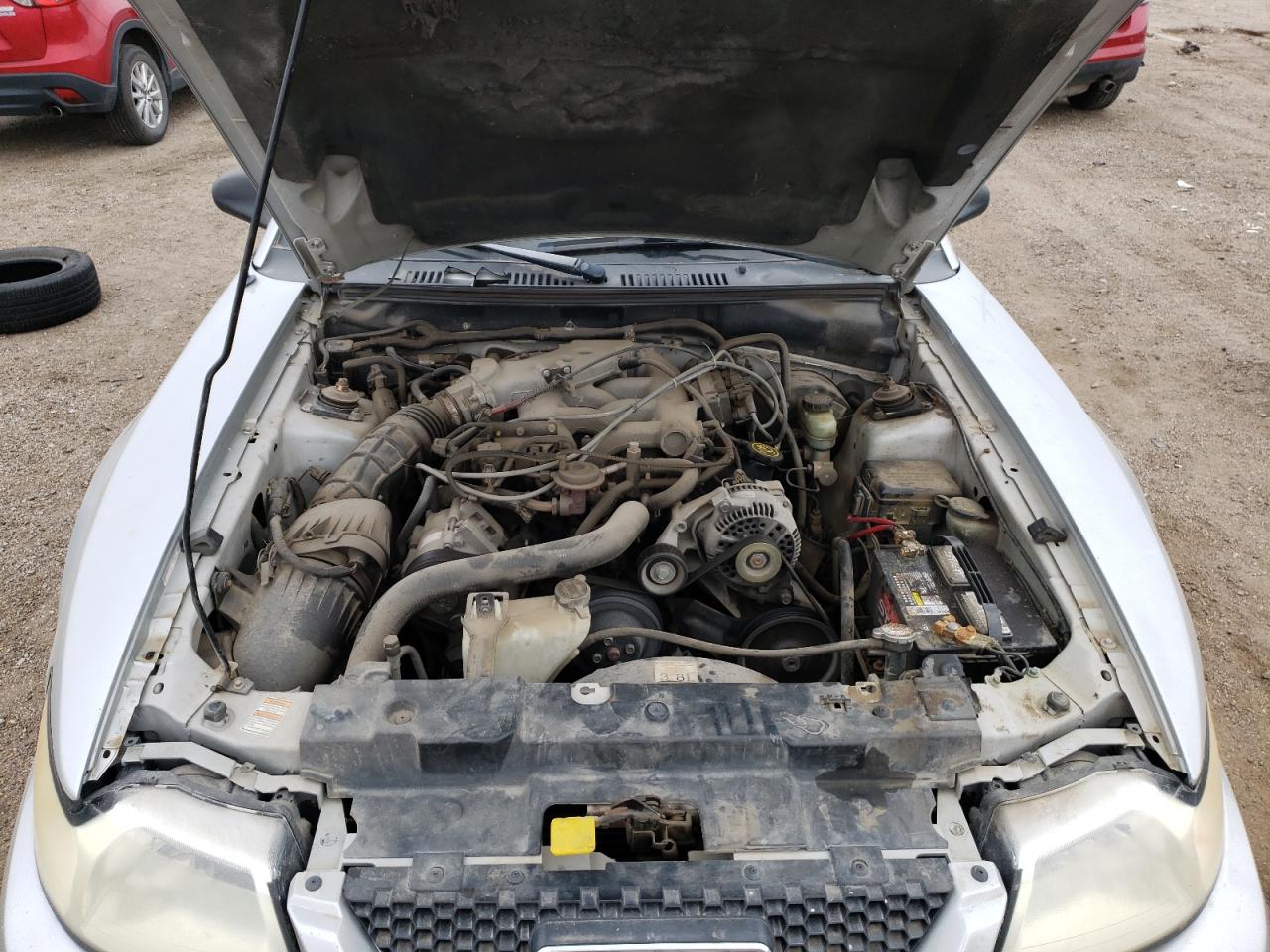 Photo 7 from auction – 2000 FORD MUSTANG with VIN 1FAFP4041YF233304