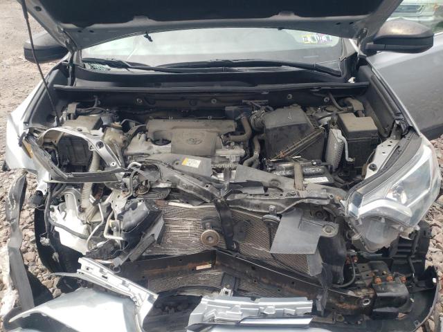 Photo 7 from auction – 2017 TOYOTA RAV4 LE with VIN 2T3BFREV6HW542467