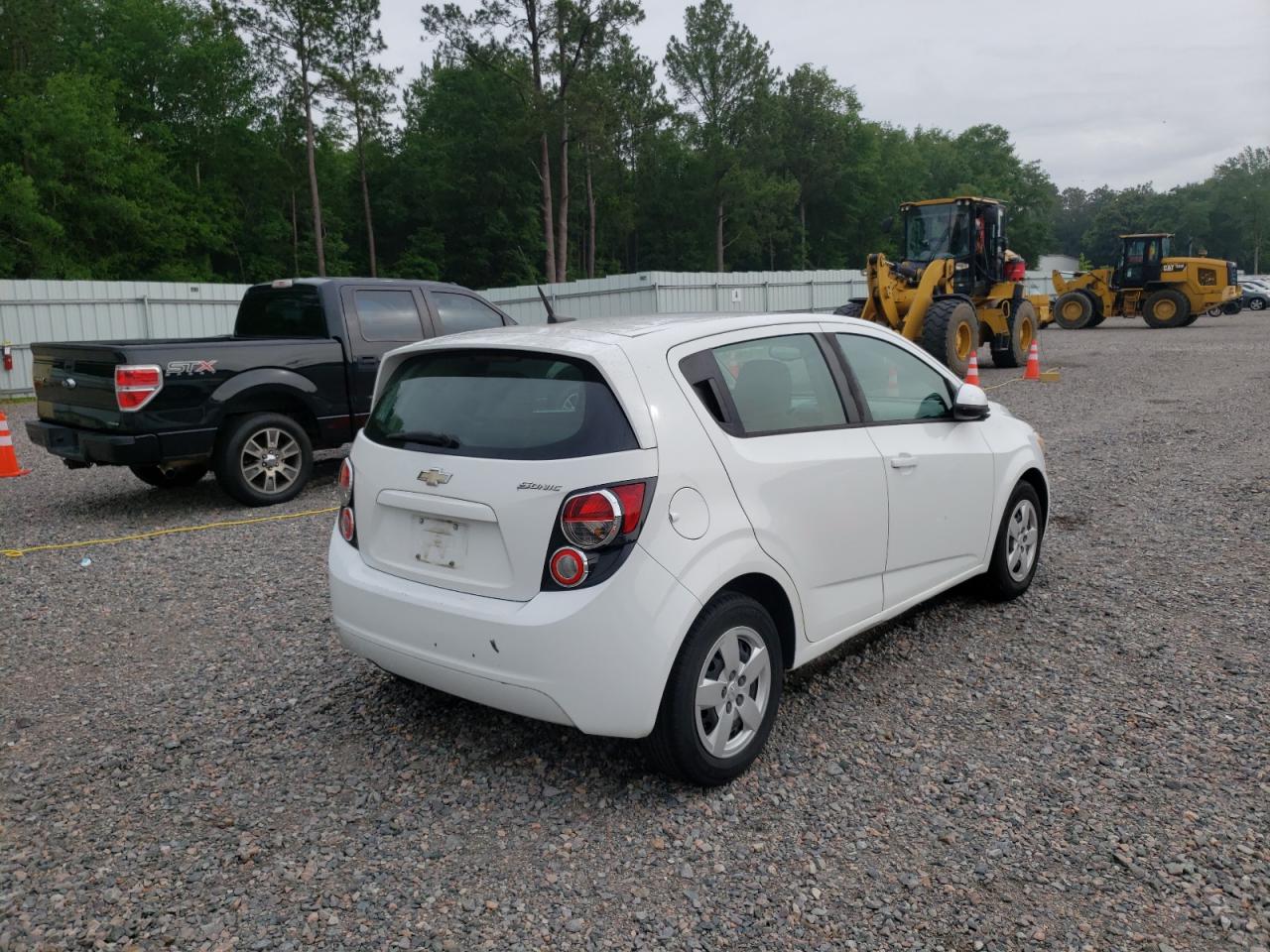 Photo 4 from auction – 2014 CHEVROLET SONIC LS with VIN 1G1JA6SH9E4141049