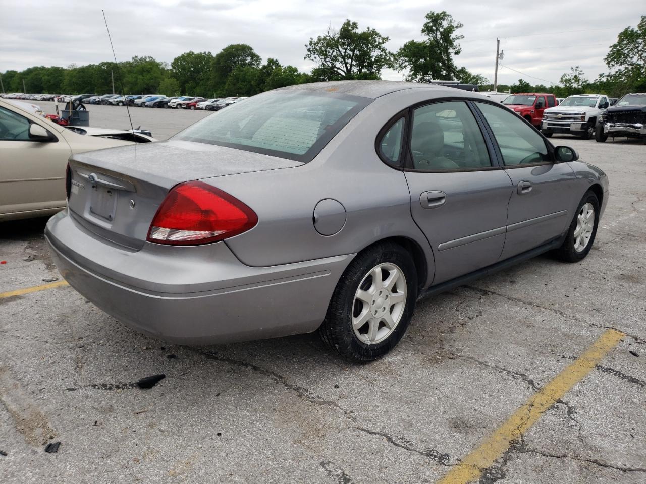 Фото 4 с аукциона – 2006 FORD TAURUS SEL с VIN 1FAFP56U86A217690