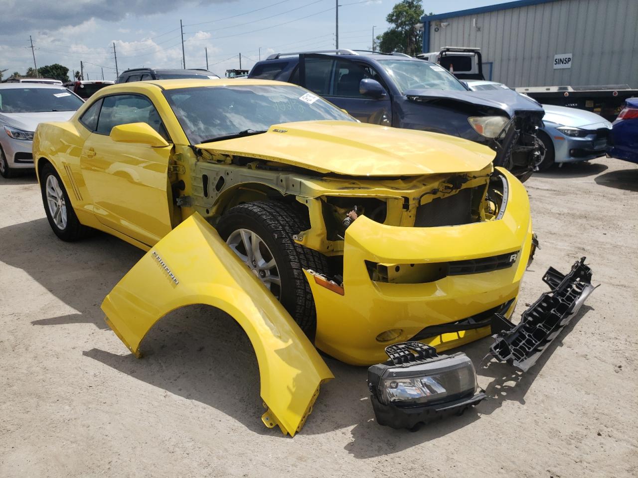 CHEVROLET CAMARO LS 2014 with VIN 2G1FE1E30E9188710 - Photo from auction