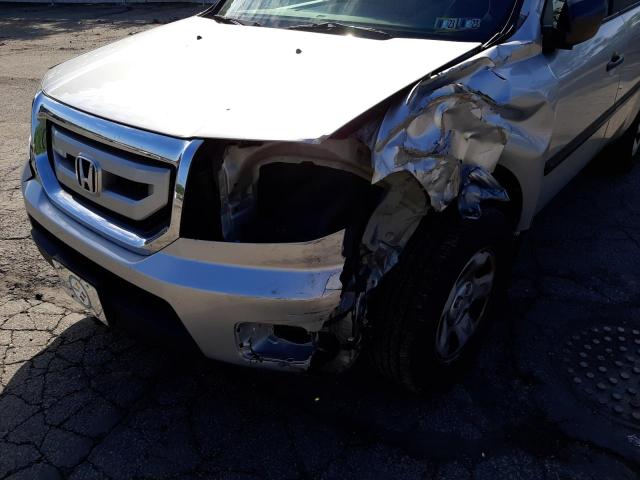 Photo 9 from auction – 2010 HONDA PILOT LX with VIN 5FNYF4H23AB030353