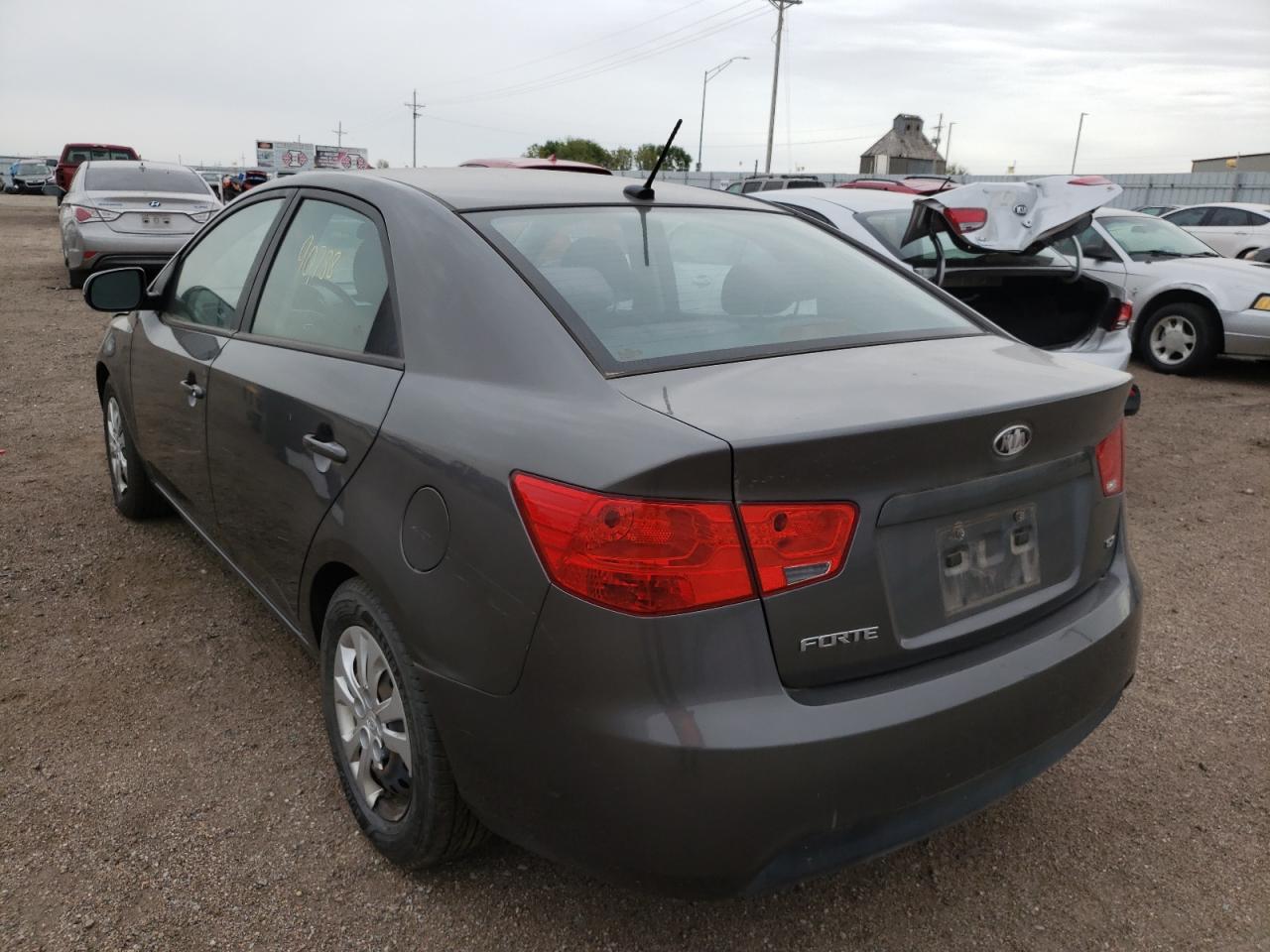 Photo 3 from auction – 2013 KIA FORTE EX with VIN KNAFU4A22D5734439