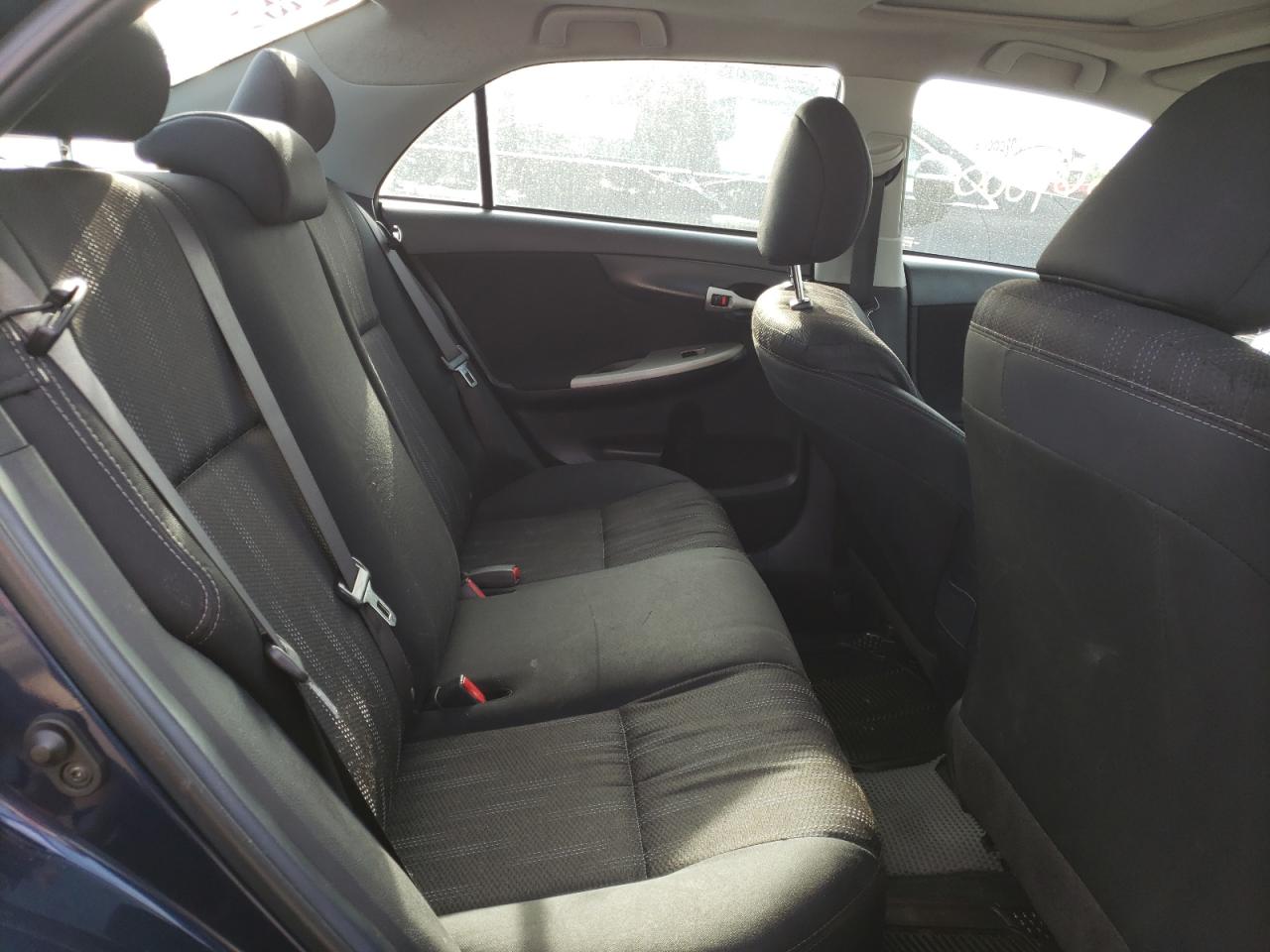 Photo 6 from auction – 2013 TOYOTA COROLLA with VIN 2T1BU4EE5DC101359