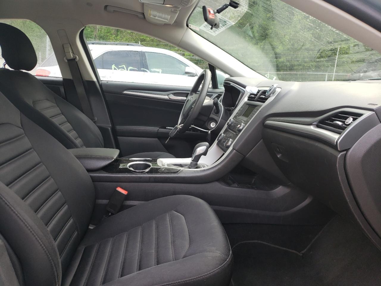 Photo 5 from auction – 2013 FORD FUSION SE with VIN 3FA6P0LU9DR358357